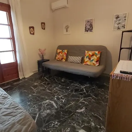 Anna's House 2 Psakoudia